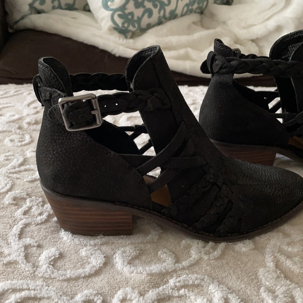 Lucky Brand Black booties with side cutouts